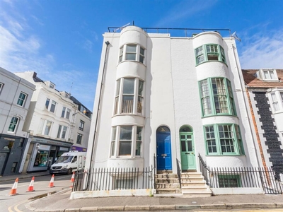 6 bedroom house for rent in Marlborough Place, Brighton, East Sussex, BN1