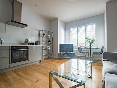 1 Bedroom Apartment For Rent In Ascot, Berkshire