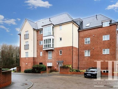 1 Bedroom Apartment For Sale In Crawley