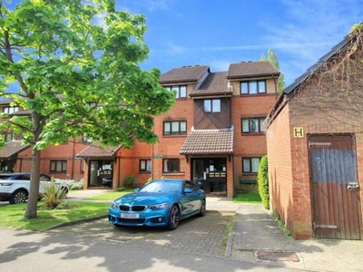 1 Bedroom Apartment For Sale In Edgware