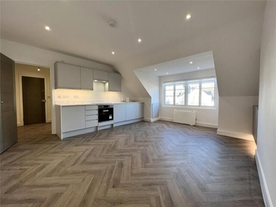 1 Bedroom Apartment For Sale In South Hampstead, London