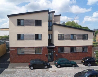 1 Bedroom Apartment For Sale In Union Road, Bristol