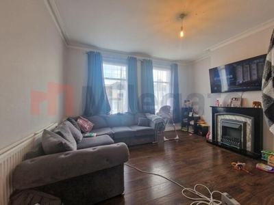 1 Bedroom Flat For Rent In Westcliff-on-sea