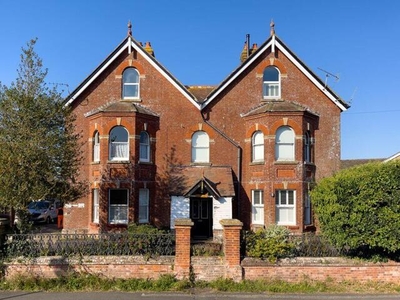 1 Bedroom Flat For Sale In Yapton