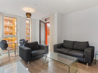 1 bedroom property to let in Ossel Court, Greenwich, SE10