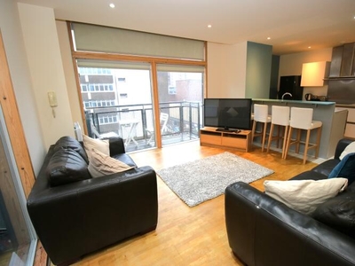 2 bedroom apartment for rent in Church Street Manchester M4