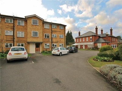 2 Bedroom Apartment For Rent In West Road, Guildford
