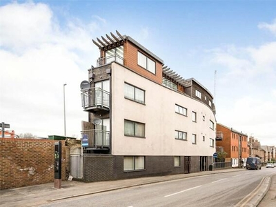 2 Bedroom Apartment For Sale In Guildford