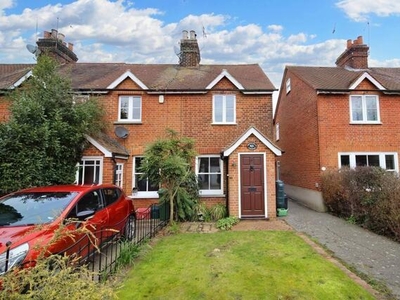 2 Bedroom End Of Terrace House For Rent In Brentwood, Essex