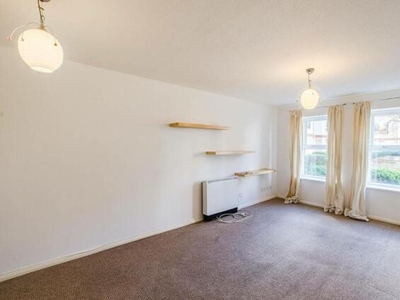 2 Bedroom Flat For Rent In Beckton, London