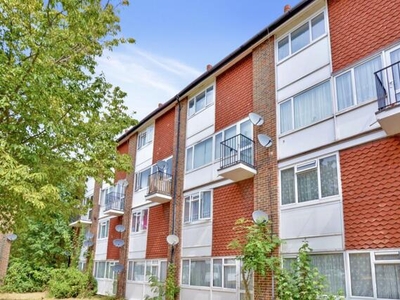 2 Bedroom Flat For Sale In South Norwood