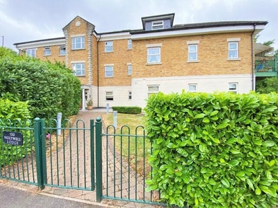 2 Bedroom Ground Floor Flat For Sale In Enfield