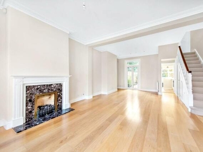 2 Bedroom House For Rent In Dulwich, London
