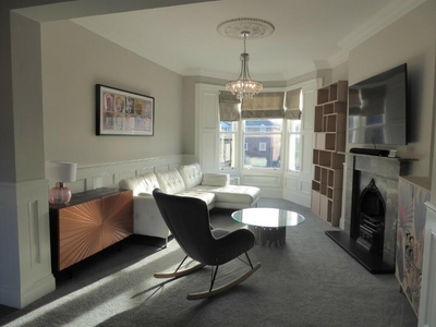 3 bedroom maisonette for rent in Thornleigh Road, Newcastle Upon Tyne, NE2