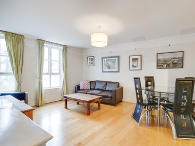 2 bedroom property for sale in Linnell House, 50 Folgate Street, London, E1