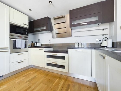 2 bedroom property to rent Brighton, BN1 2RP