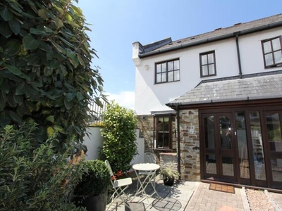 2 Bedroom Semi-detached House For Sale In Padstow