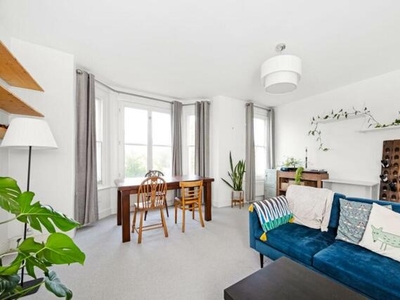3 Bedroom Apartment For Sale In Herne Hill, London