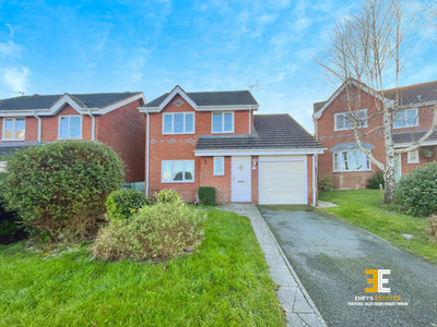 3 Bedroom Detached House For Sale In Colwyn Heights