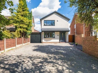 3 Bedroom Detached House For Sale In Hindley
