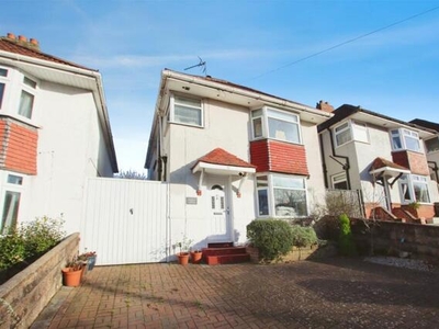 3 Bedroom Detached House For Sale In Midanbury