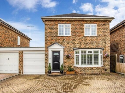 3 Bedroom Detached House For Sale In Reigate