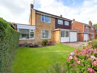 3 Bedroom Detached House For Sale In Weeping Cross