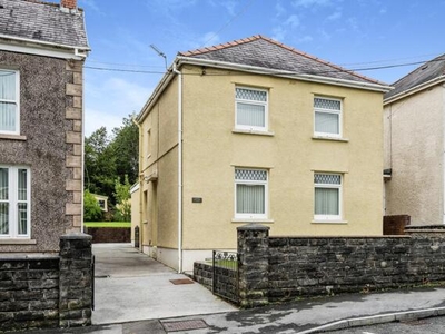 3 Bedroom Detached House For Sale In Ystradowen, Carmarthenshire