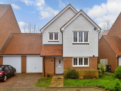 3 Bedroom Link Detached House For Sale In Loose, Maidstone