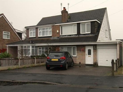 3 Bedroom Semi-detached House For Sale In Aintree