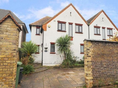 3 Bedroom Semi-detached House For Sale In Harmondsworth