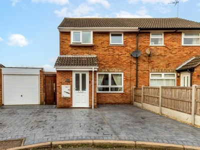 3 Bedroom Semi-detached House For Sale In Hemsby