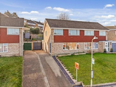 3 Bedroom Semi-detached House For Sale In River, Dover