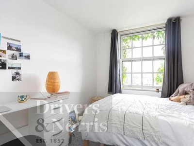 4 Bedroom Apartment For Rent In Chalk Farm, London