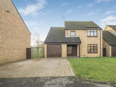 4 Bedroom Detached House For Sale In Calcot