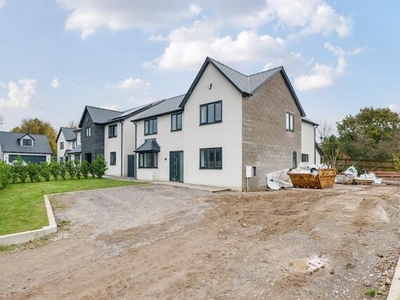 4 Bedroom Detached House For Sale In Chepstow, Monmouthshire