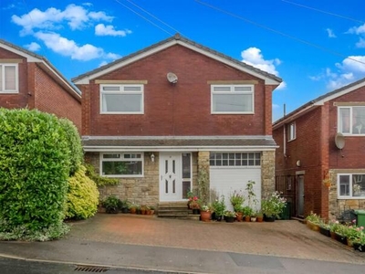 4 Bedroom Detached House For Sale In Guildersome
