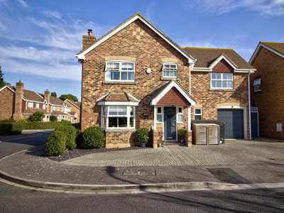4 Bedroom Detached House For Sale In Hayling Island