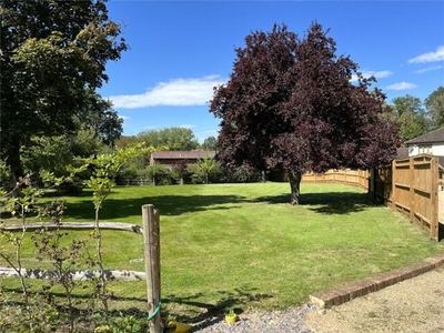 4 Bedroom Detached House For Sale In Henley-on-thames, Oxfordshire