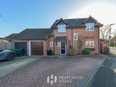 4 Bedroom Detached House For Sale In St. Albans