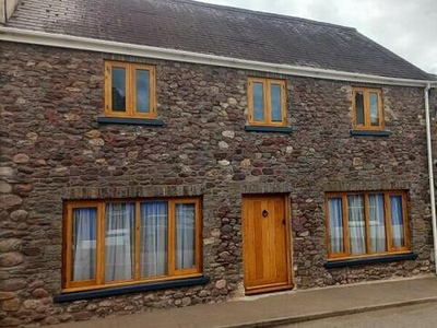 4 Bedroom End Of Terrace House For Sale In Llangadog