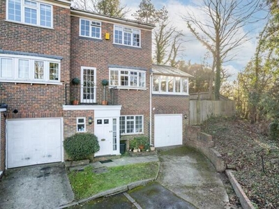4 Bedroom End Of Terrace House For Sale In Purley