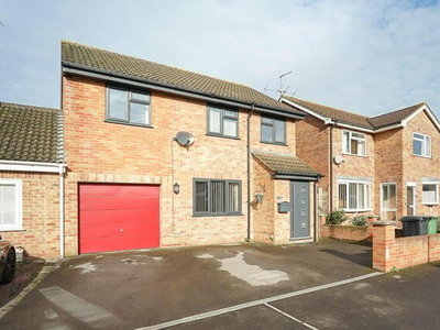 4 Bedroom Link Detached House For Sale In St Georges, Weston-super-mare