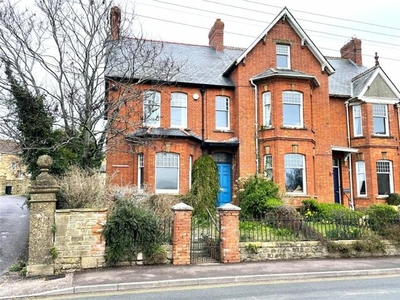 4 Bedroom Semi-detached House For Rent In Ilminster, Somerset