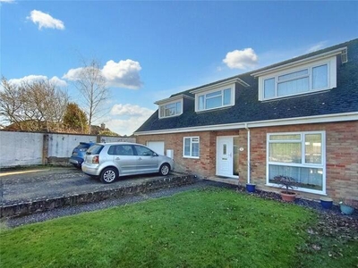 4 Bedroom Semi-detached House For Sale In Easebourne, Midhurst