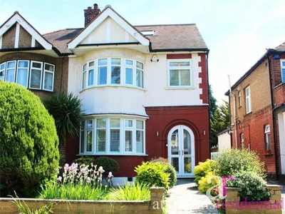 4 Bedroom Semi-detached House For Sale In Enfield, Middlesex