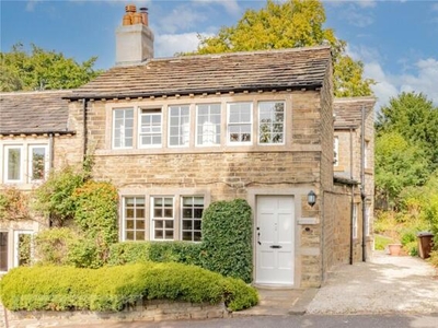 4 Bedroom Semi-detached House For Sale In Huddersfield, West Yorkshire