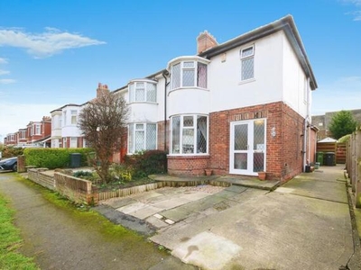 4 Bedroom Semi-detached House For Sale In York