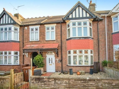 4 Bedroom Terraced House For Sale In Chatham