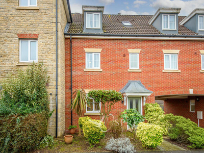 4 Bedroom Terraced House For Sale In Oundle, Northamptonshire